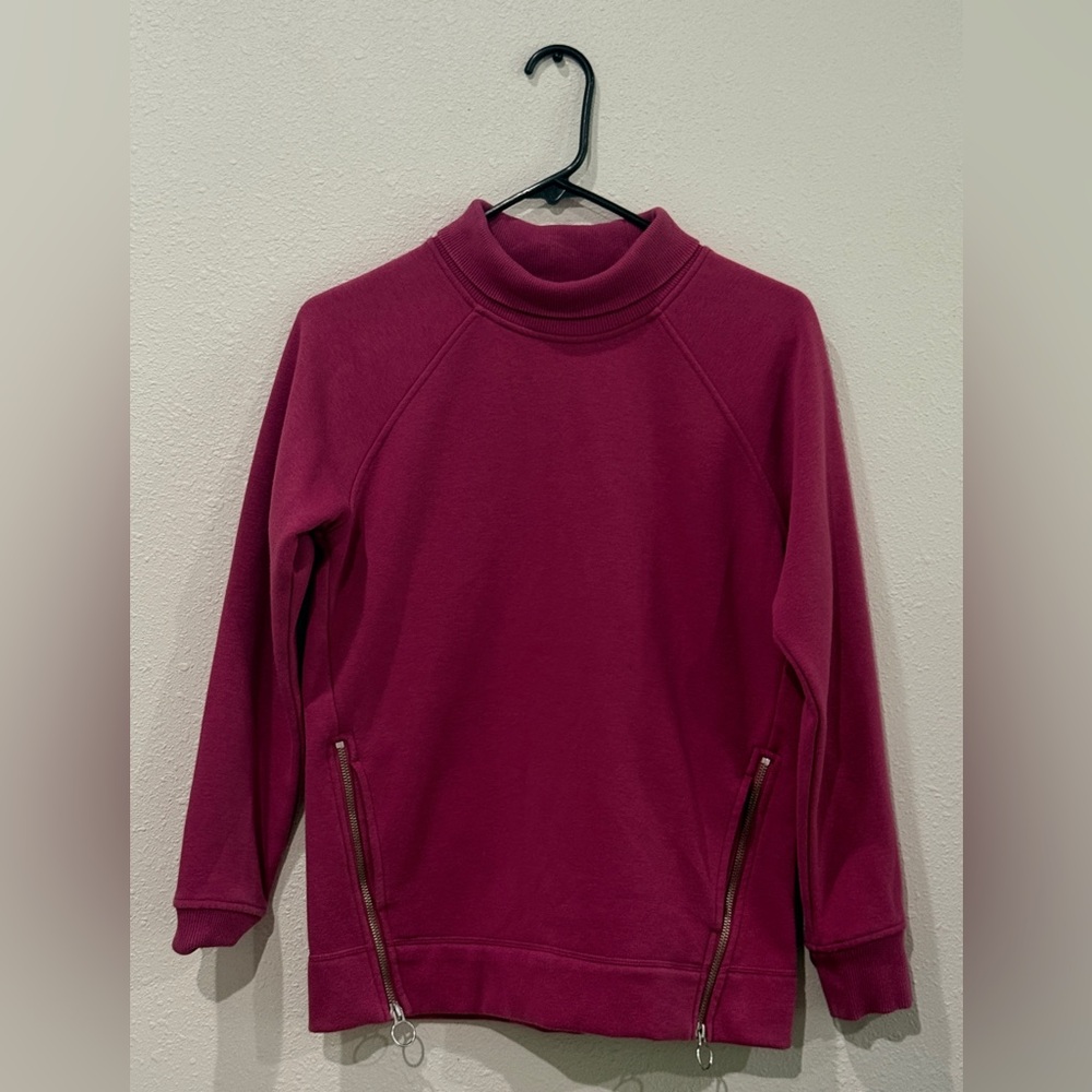Athleta Mock Neck Sweatshirt in Mauve